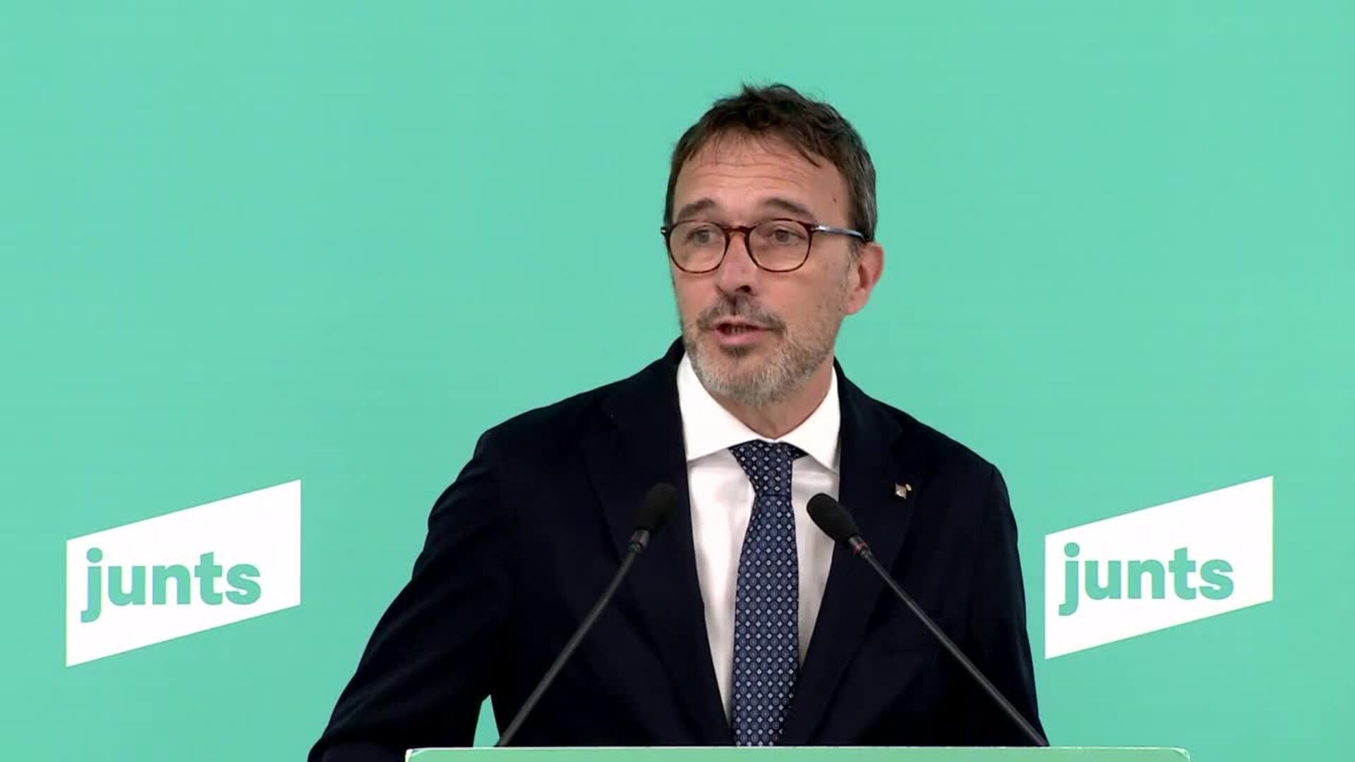 Rius exige a Sánchez explicar cómo agotará la legislatura: "Debe ponerse las gafas de lejos"