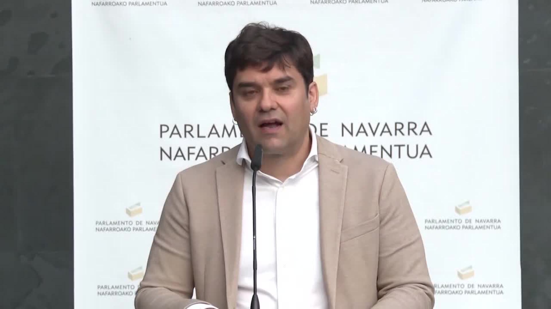 Chivite cesa al director general de Obras Públicas tras el informe de Intervención sobre Belate