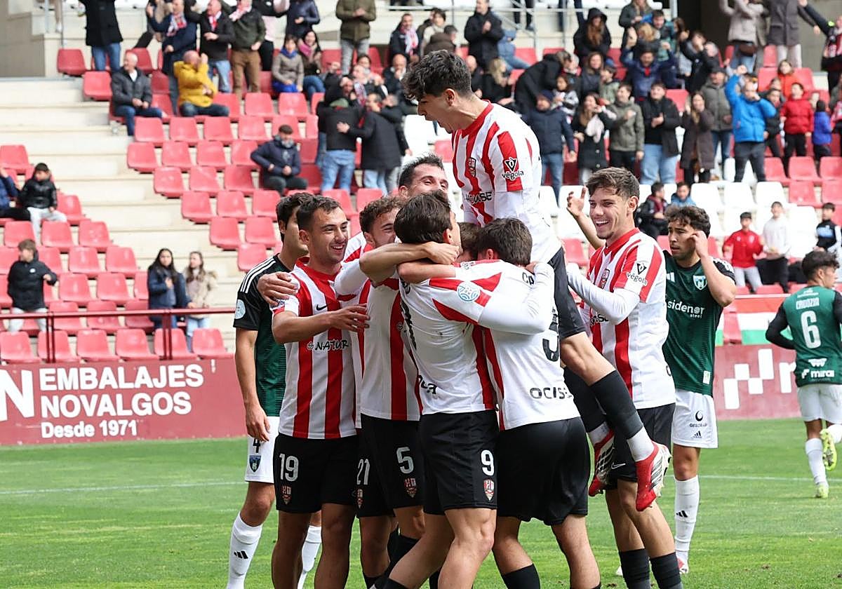 La solidez de la UDL encarrila el 'play off' | La Rioja