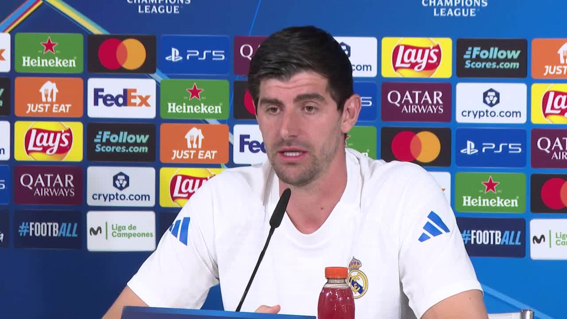 Courtois: "Creo a Vinícius al cien por cien, hay que acabar ya con esto del racismo"