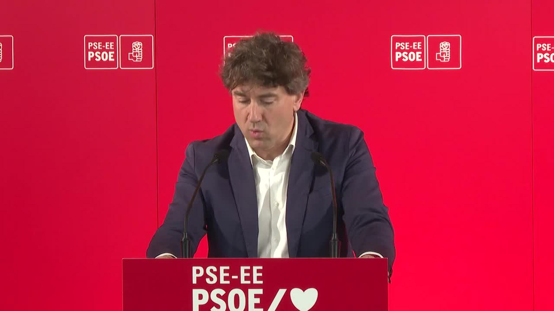 Andueza no ve "posible un acuerdo" con la propuesta del PNV sobre el euskera en las OPE