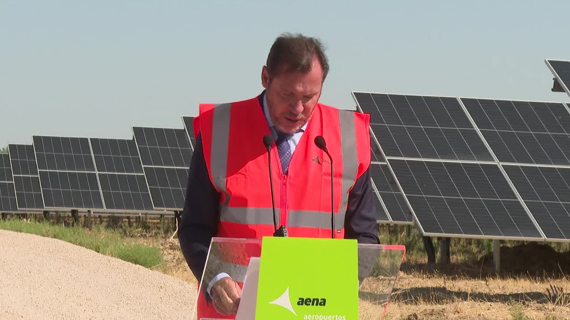 Puente destaca que la aviación supone solo el 2-3% de las emisiones globales de carbono – La Rioja