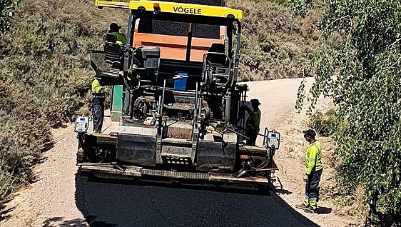 Reasfaltado el camino de Canejá en Cervera