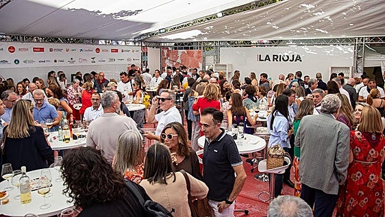 Paellas y vinos de la UR en buena compañía