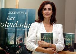 La periodista Ángeles Caso gana el premio Planeta con la novela 'El viaje'