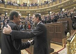Rajoy promete «no defraudar» en el mandato más delicado