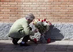 Un hombre se suicida en Córdoba tras reclamarle un pago por su casa