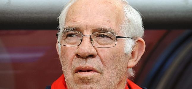 Luis Aragonés, en su etapa de seleccionador nacional. / Javier Soriano (Afp) | Atlas