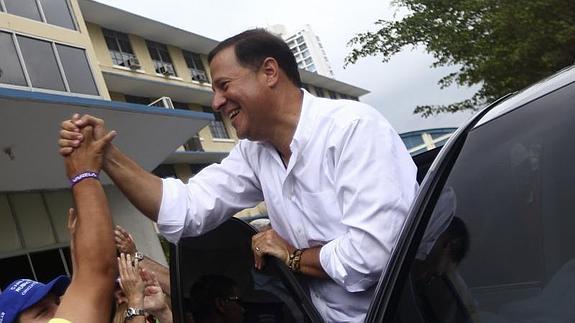 El candidato presidencial opositor Juan Carlos Varela 