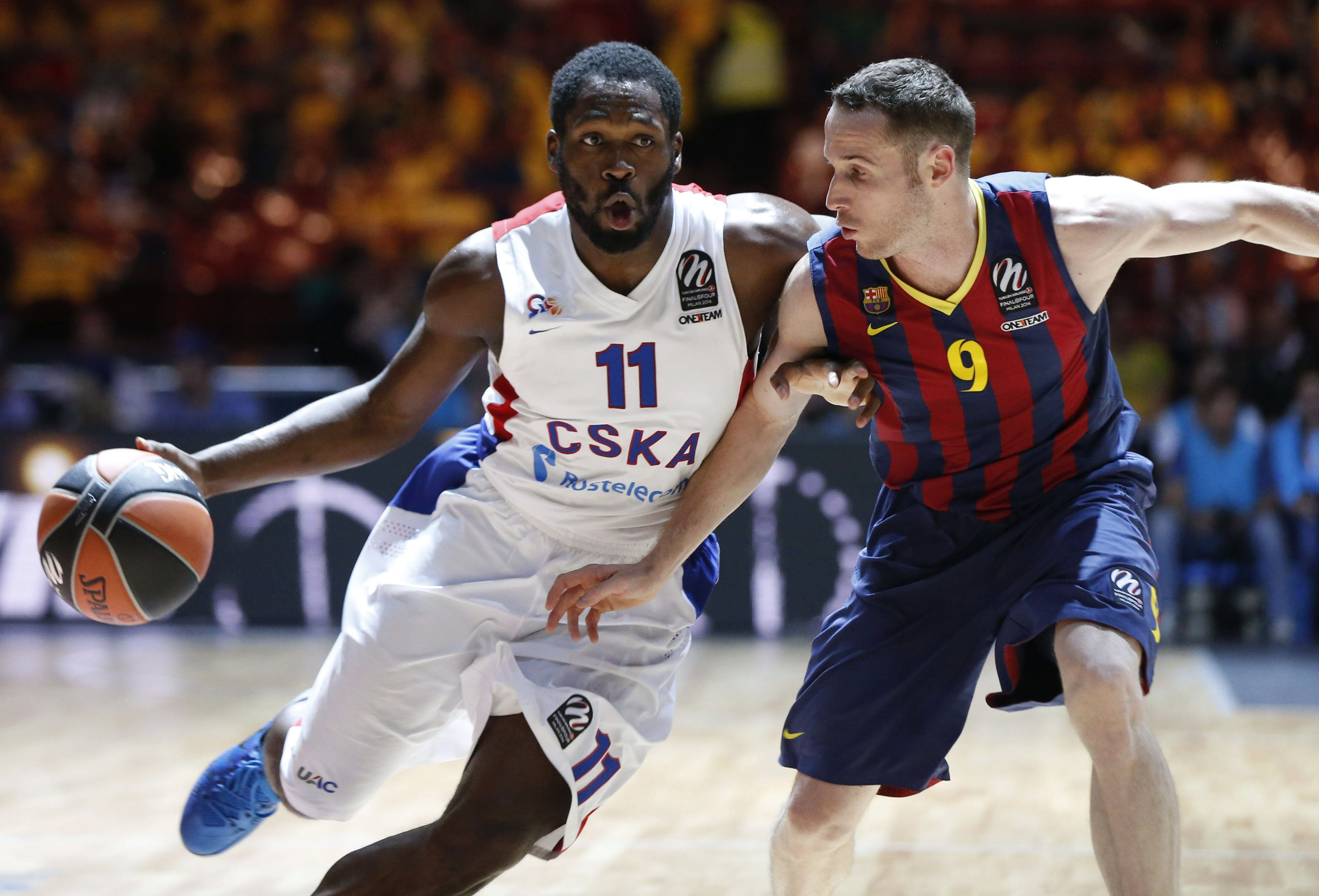 Jeremy Pargo (i) y Marcelinho Huertas (d).