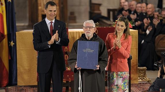 Los Príncipes durante la entrega del Premio Príncipe de Viana.