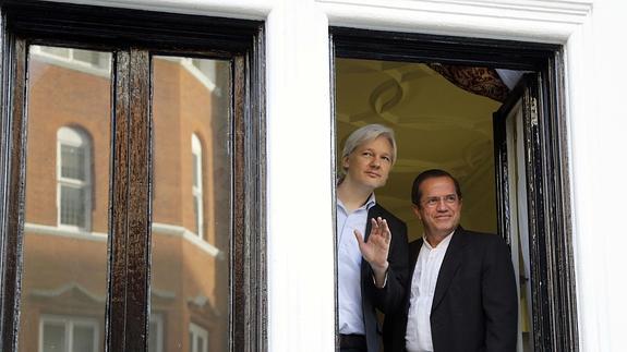 Julian Assange.