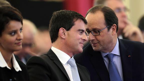 Manuel Valls y François Hollande. 