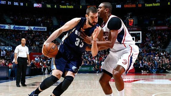 Marc Gasol (i.), en un momento del partido. 