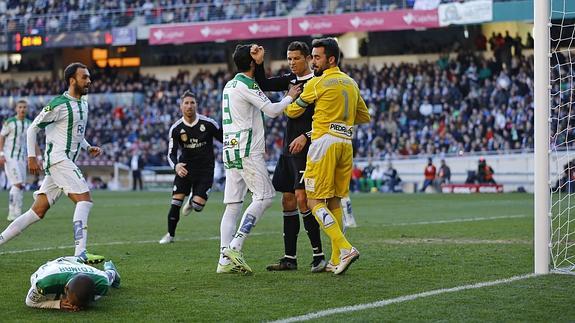 Cristiano Ronaldo, antes de su expulsión en Córdoba. 