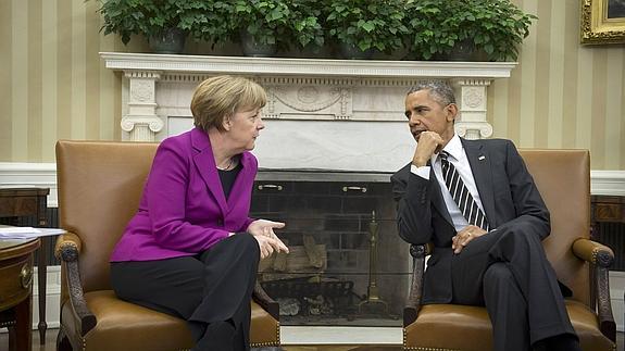 Merkel y Obama hablan en la Casa Blanca. 