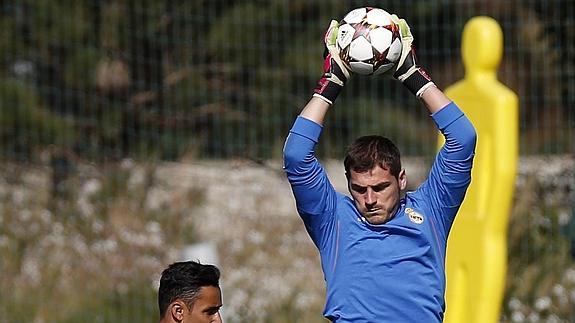 Casillas, durante un entrenamiento. 