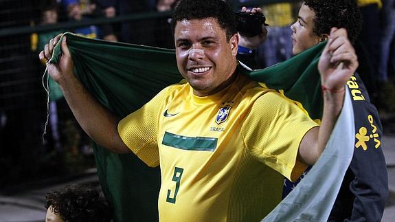 Ronaldo, en su despedida como jugador de la selección brasileña. 