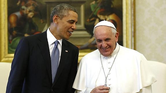 Barack Obama y el papa Francisco. 