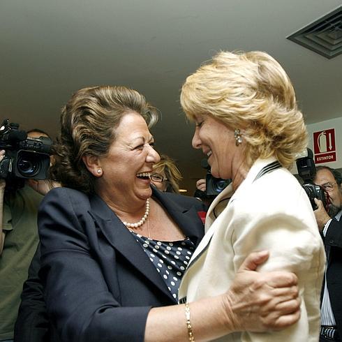 Rita Barberá y Esperanza Aguirre.