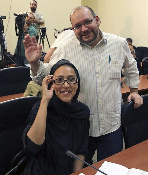 El periodista Jason Rezaian y su mujer, la iraní Yeganeh Salehi. 