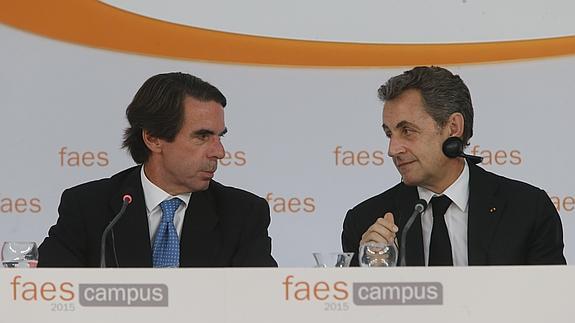 Aznar, junto a Sarkozy.