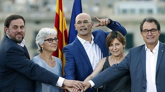 Junqueras, Casals, Romeva, Forcadell y Mas.