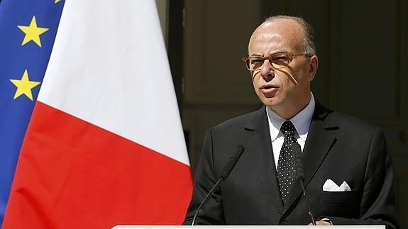 Bernard Cazeneuve.