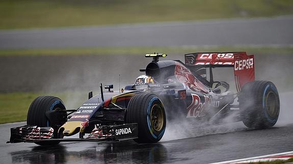 Carlos Sainz Jr., con su Toro Rosso. 