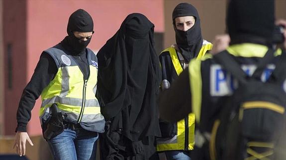 Una de las mujeres detenidas este verano, que había sido reclutada por el Daesh. 