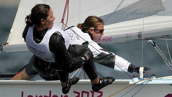 Las regatistas Tara Pacheco y Berta Betanzos en Londres 2012. 