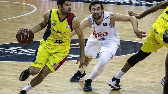 Llull (d), en el encuentro ante el Andorra. 