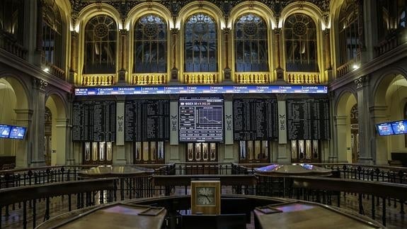 Interior de la Bolsa de Madrid. 