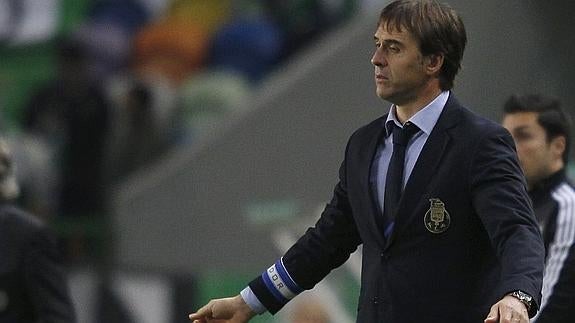 Lopetegui durante un partido con el Oporto. 