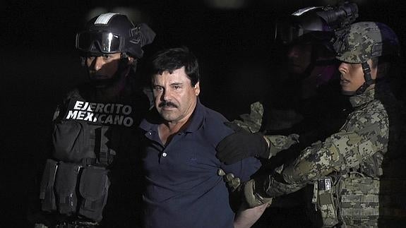 Joaquín 'El Chapo' Guzmán, tras ser detenido. 