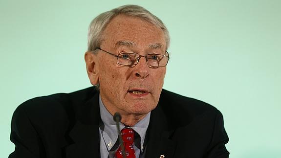 El presidente de la comisión de la AMA, Dick Pound. 