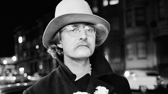 Richard Brautigan, parodió las novelas negras con 'Un detective en Babilonia'.