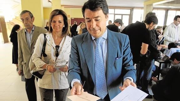 Lourdes Cavero e Ignacio González.