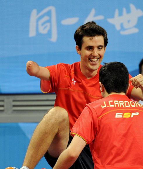 José Manuel Ruiz (izq) y Jorge Cardona (dcha), celebrando una victoria. 