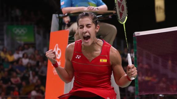 Carolina Marín tras ganar el partido.