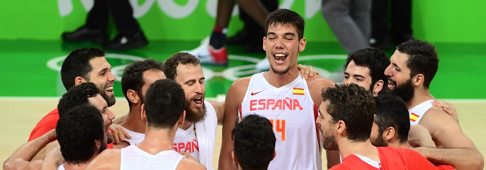 El equipo español celebra el pase a semifinales. 