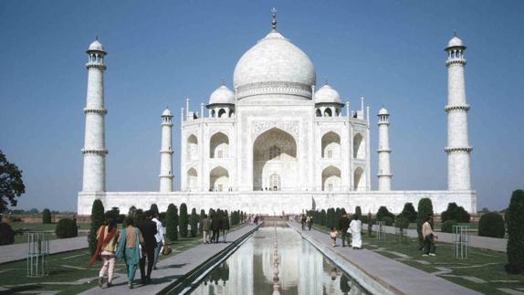 Fachada principal del Taj Majal. 