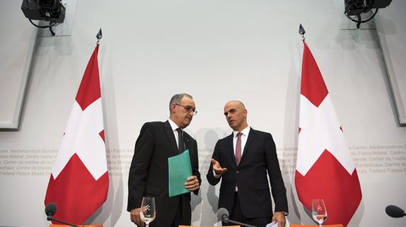 Guy Parmelin y Alain Berset.