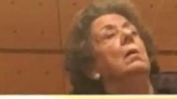 La siesta de Rita Barberá en el Senado