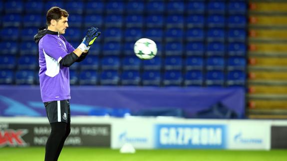 Casillas con el Oporto. 