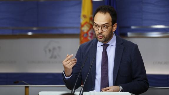 El portavoz del PSOE en el Congreso, Antonio Hernando.