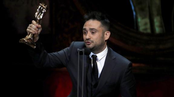 Juan José Bayona dedica su premio Gaudí. 