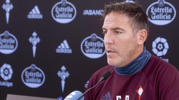 Eduardo "Toto" Berizzo, durante la rueda de prensa 