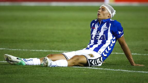 Marcos Llorente, sobre el césped del Calderón. 