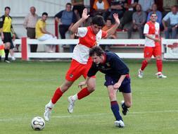 El Vianés mantiene el liderato otra jornada. /E. DEL RÍO
